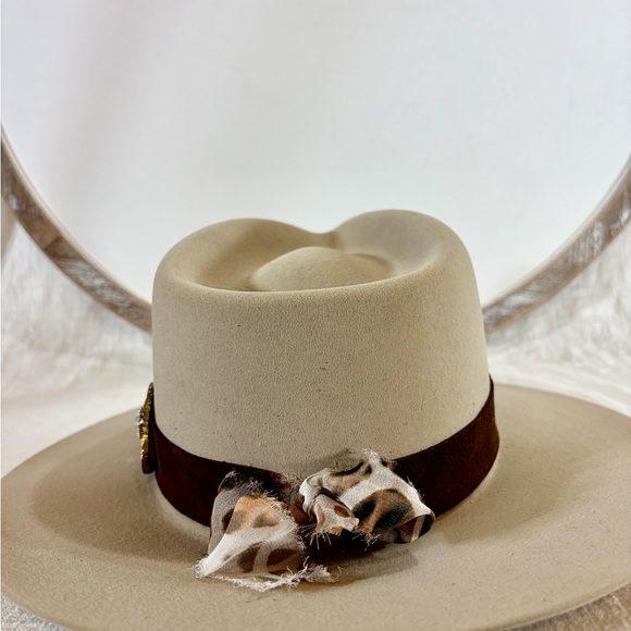 Brown Suede Hat Band with luxe Agate Crystal/ rhinestone center. - Picture 6 of 8